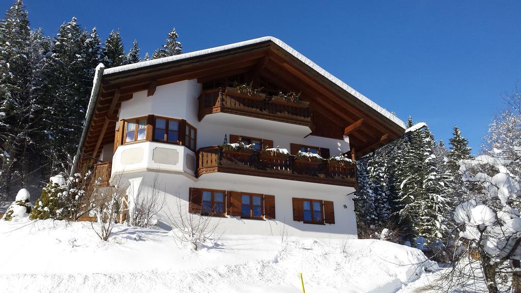 Ferienhaus Am Roemerweg Klais Esterno foto