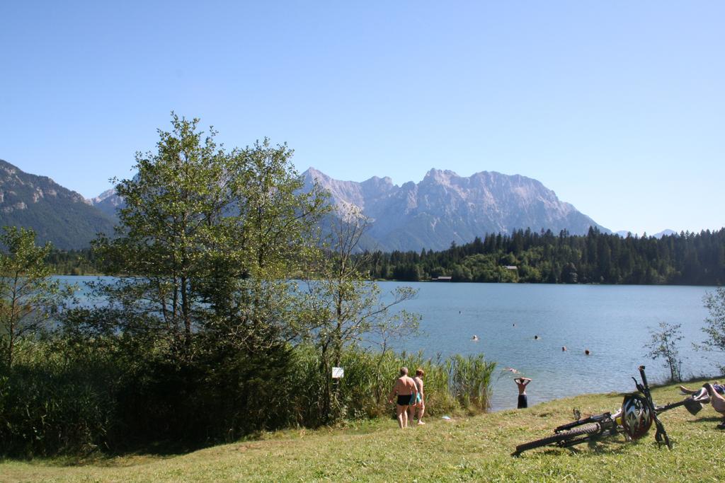 Ferienhaus Am Roemerweg Klais Esterno foto