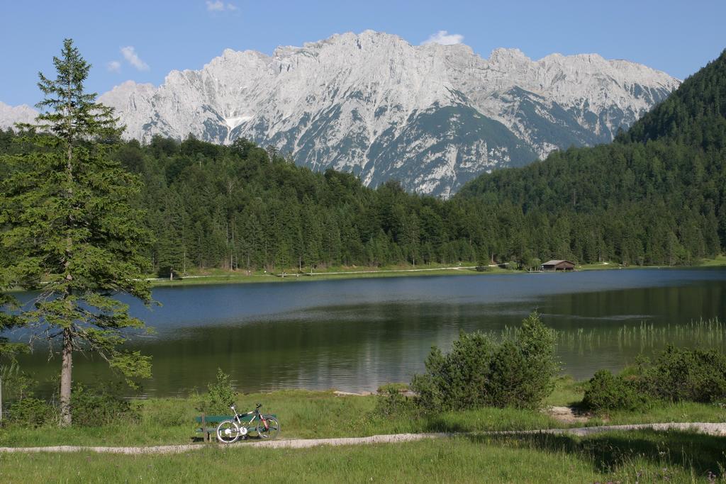 Ferienhaus Am Roemerweg Klais Esterno foto