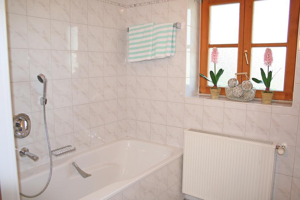 Ferienhaus Am Roemerweg Klais Esterno foto